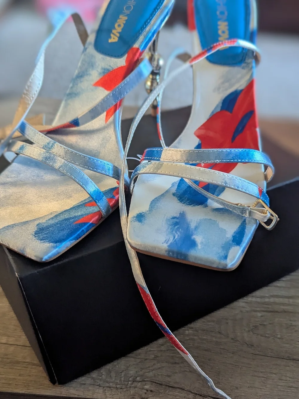 Fashion Nova Silver Strappy Bag with Blue & Red Floral Accent